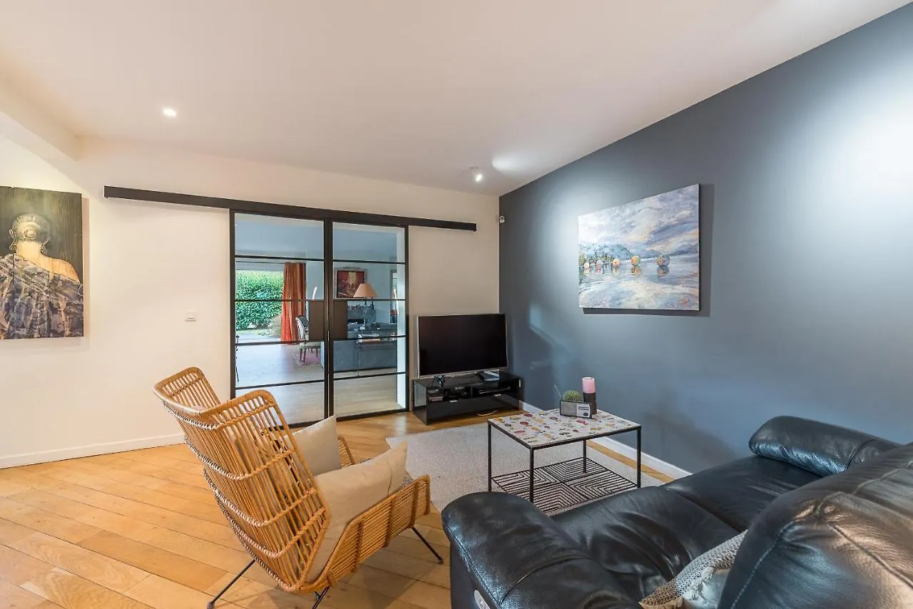 Holiday home St Jorioz-Maison Spacieuse Avec Piscine Et Vue, Lla Selections By Location Lac Annecy Saint-Jorioz