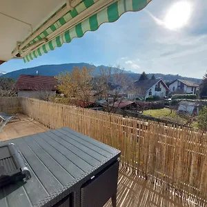 Et Montagne: Spacious With Terrace Near St Jorioz Apartment